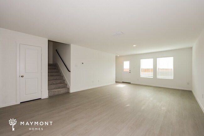 Building Photo - 3021 Tooley Dr