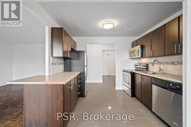 Building Photo - 2300 Marine Dr