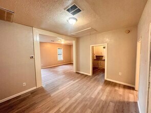 Building Photo - 330 Gordy Rd