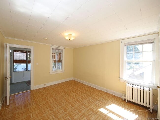 Building Photo - 56 S Lawn Ave