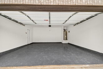 Building Photo - 15049 Ronan Dr