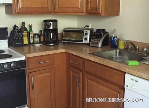 Foto principal - 59 Parkman St
