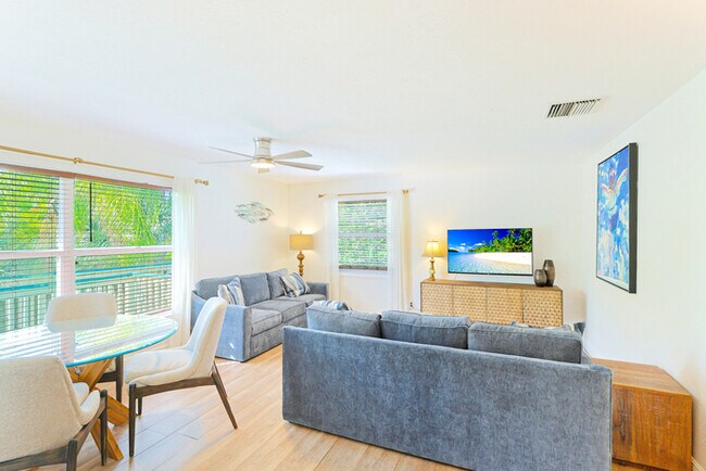 Foto del edificio - 2BR- 6905 A