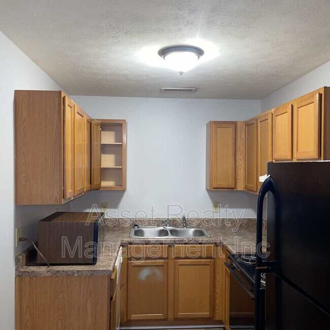 Foto del edificio - 525 Evelyn Ave