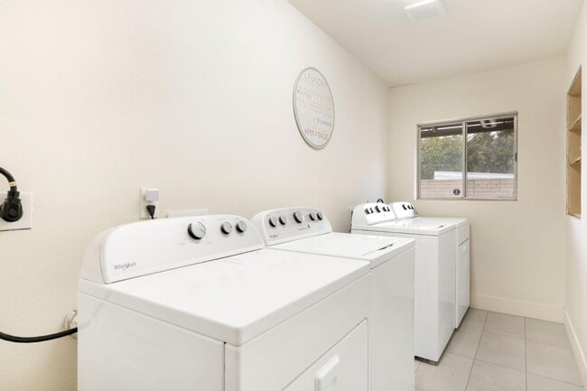 Foto del edificio - 2610 S Ventura Dr