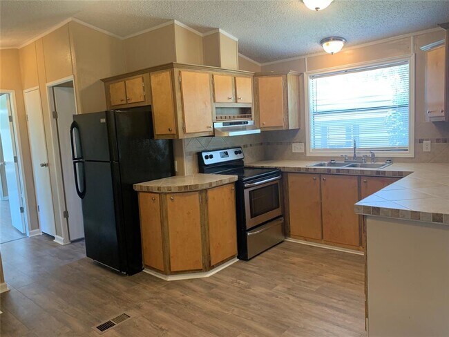 Foto del edificio - 235 4 Morris Ln