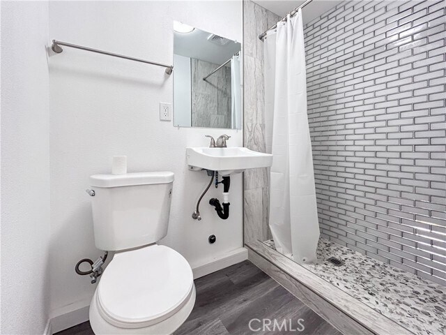 Foto del edificio - 925 N Washington Pl