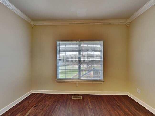 Foto del edificio - 1707 Arrowhead Dr