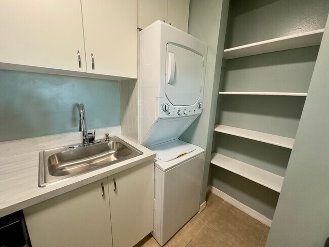 Foto del edificio - 225 S Tropical Trail