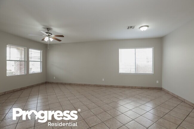 Building Photo - 7227 S 41st Ln