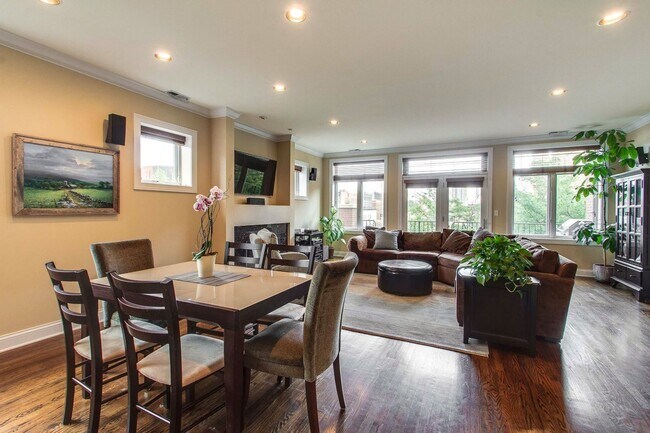 Building Photo - 454 N Aberdeen St