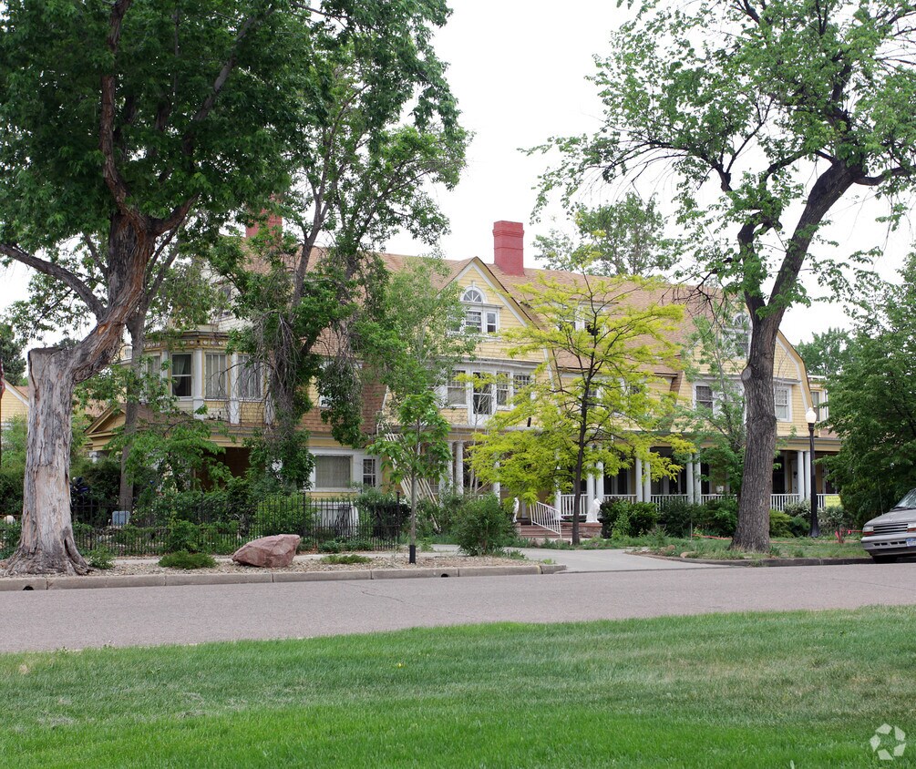 Foto del edificio - 1315 Wood Ave