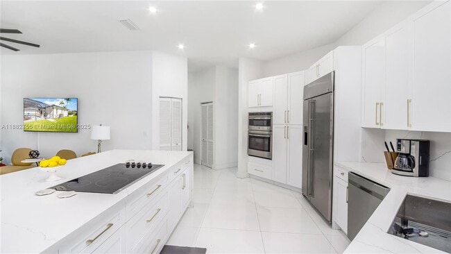 Building Photo - 17750 SW 80th Ct