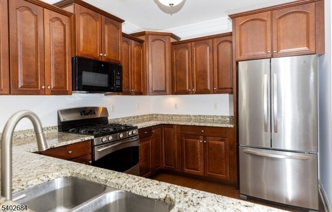 Building Photo - 7113 Polk Dr