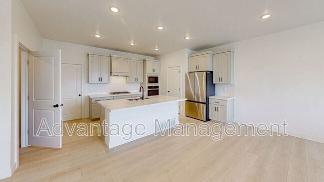 Foto del edificio - 7 S Moonlit Rd