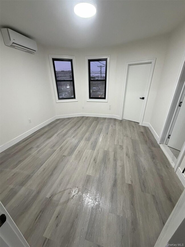 Building Photo - 131-06 14th Ave