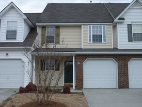 Building Photo - 1418 Walnut Hill Dr