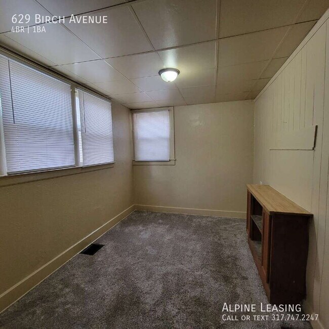 Building Photo - 629 Birch Ave