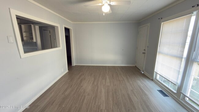 Foto del edificio - 109 Kenwood Ave
