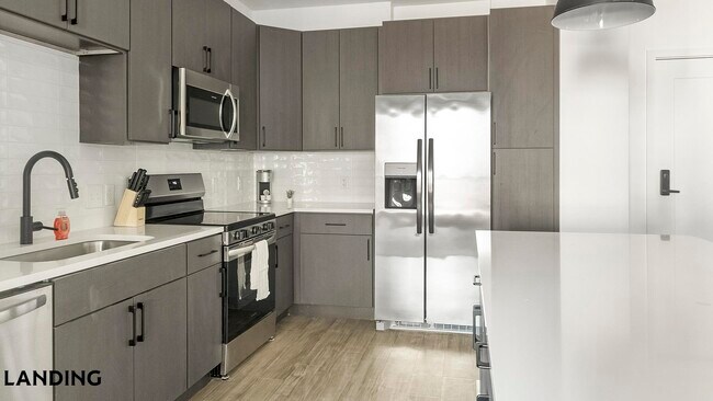 Foto del edificio - 1007 S Mint St