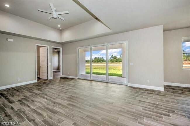 Foto del edificio - 125 Bethlehem Pl