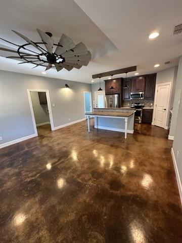 Foto del edificio - 1002 Kelley Ln