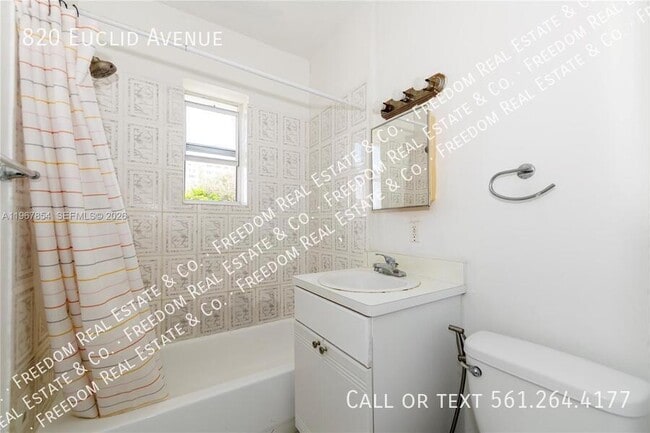 Photo - 820 Euclid Ave Apartment