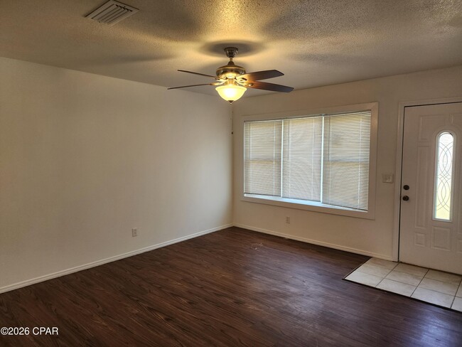 Building Photo - 1804 Arthur Ave