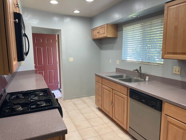 Photo - 3 bedroom 1 bath sweet home