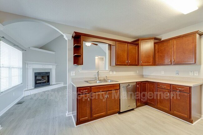 Foto del edificio - 7420 Salmon Ln