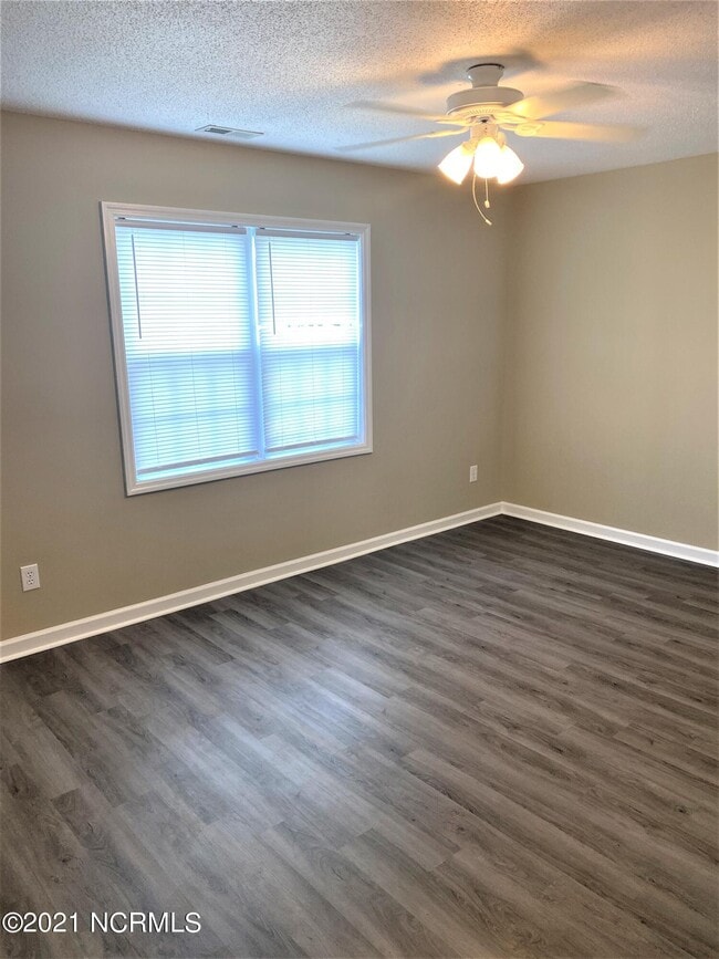 201 Faison Ln, Hubert, NC 28539 House Rental in Hubert, NC