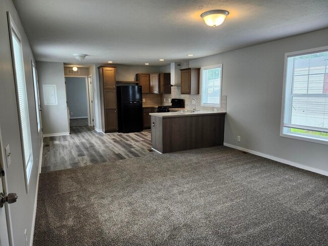 Building Photo - 46 Parakeet Hill Dr