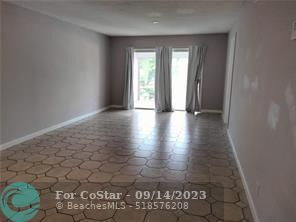 Foto del edificio - 8605 W Sample Rd