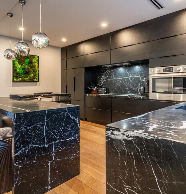 Foto del edificio - 100 NW 48th St