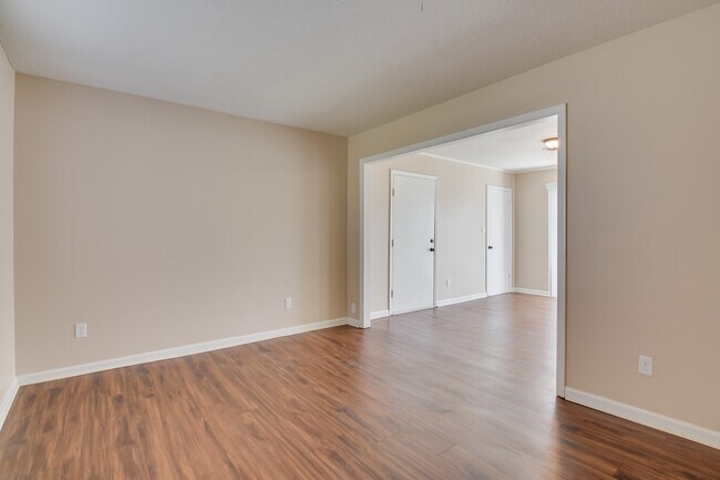 Building Photo - 3547 Stoney Brook Rd