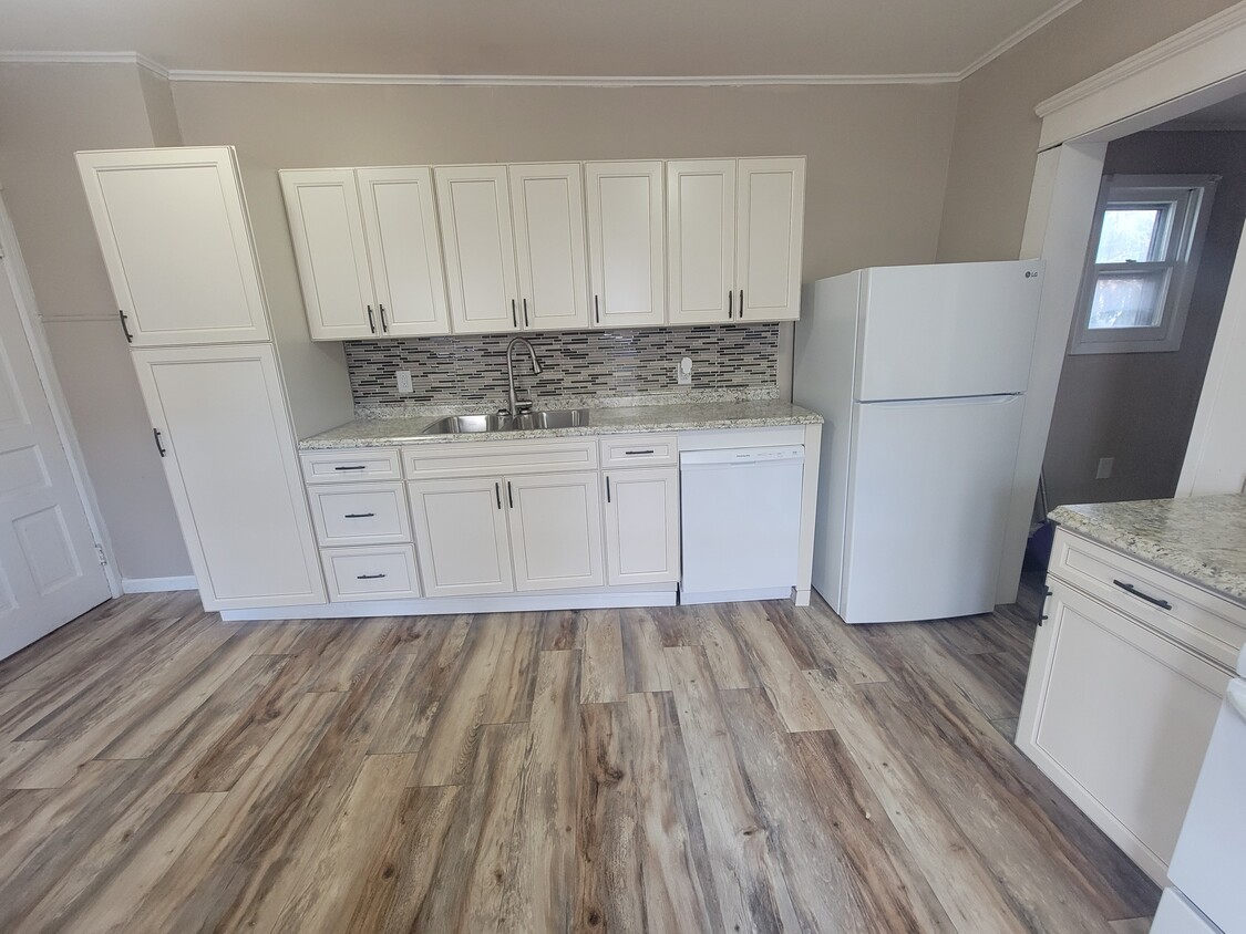 26 Birch Ave Unit Apt B, Glens Falls, NY 12801 Apartments in Glens