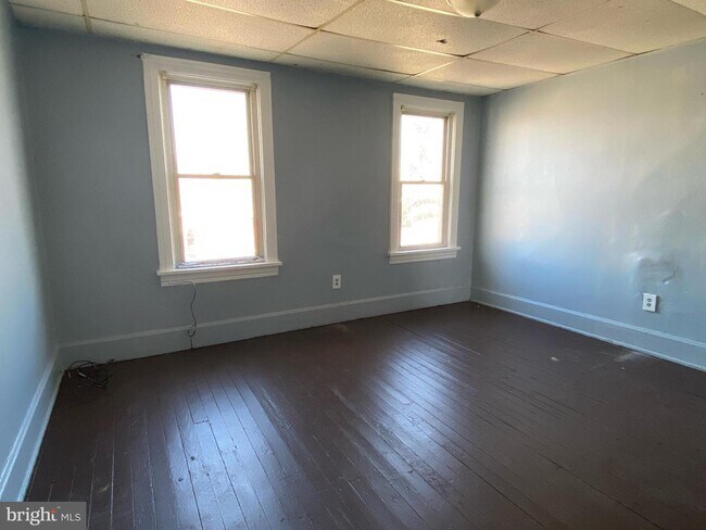 Foto del edificio - 2250 Jefferson St