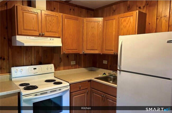 Building Photo - 41A W Main St