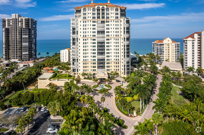 Building Photo - The Seasons at Naples Cay