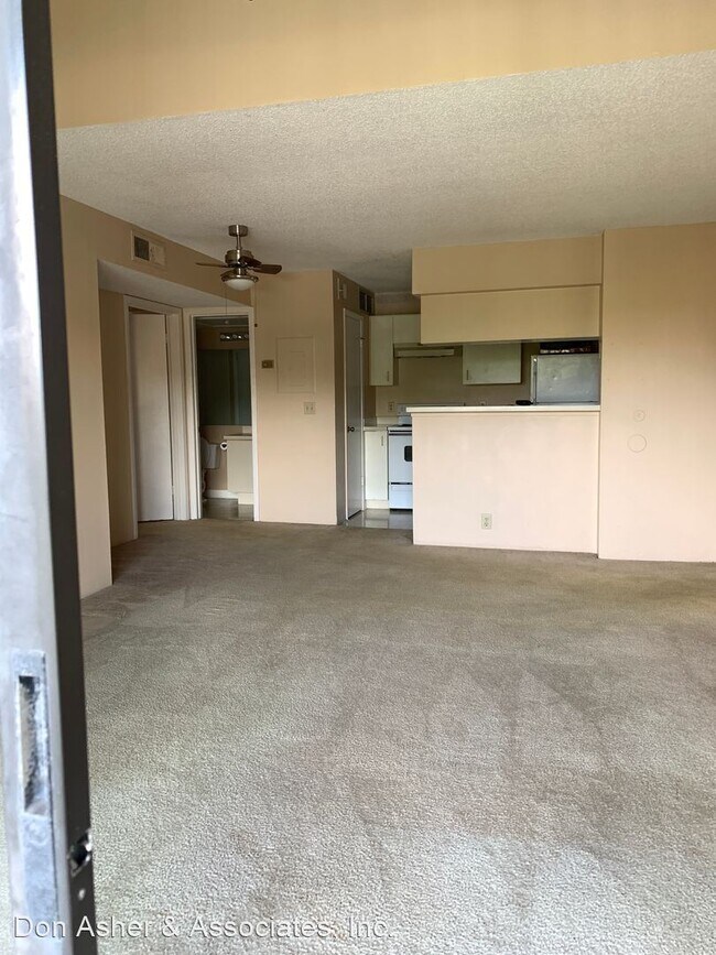 Building Photo - 1 br, 1 bath House - 351 Lone Hill Dr. # 306