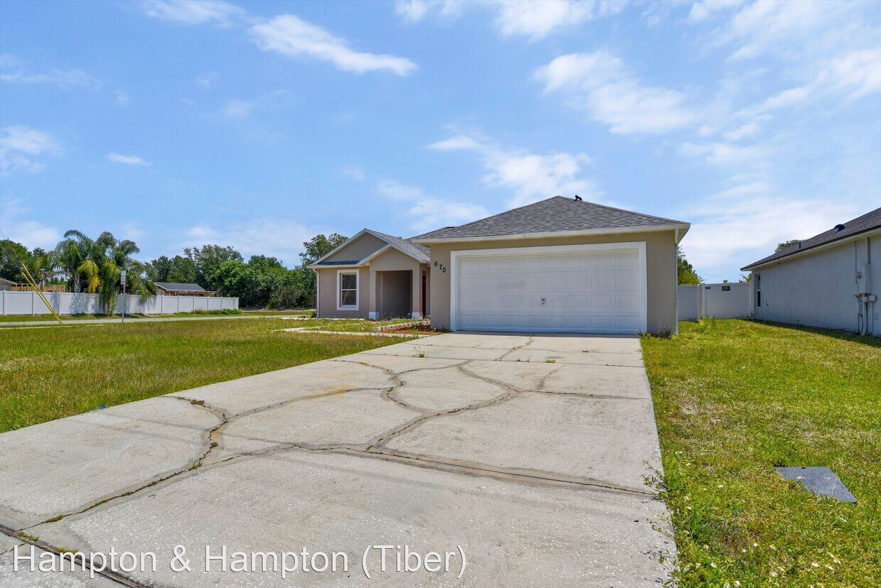 Primary Photo - 3 br, 2 bath House - 670 KOALA COURT