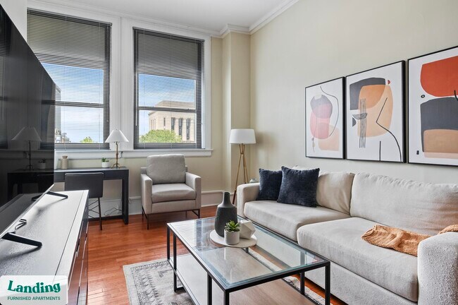 Building Photo - 211 Union St