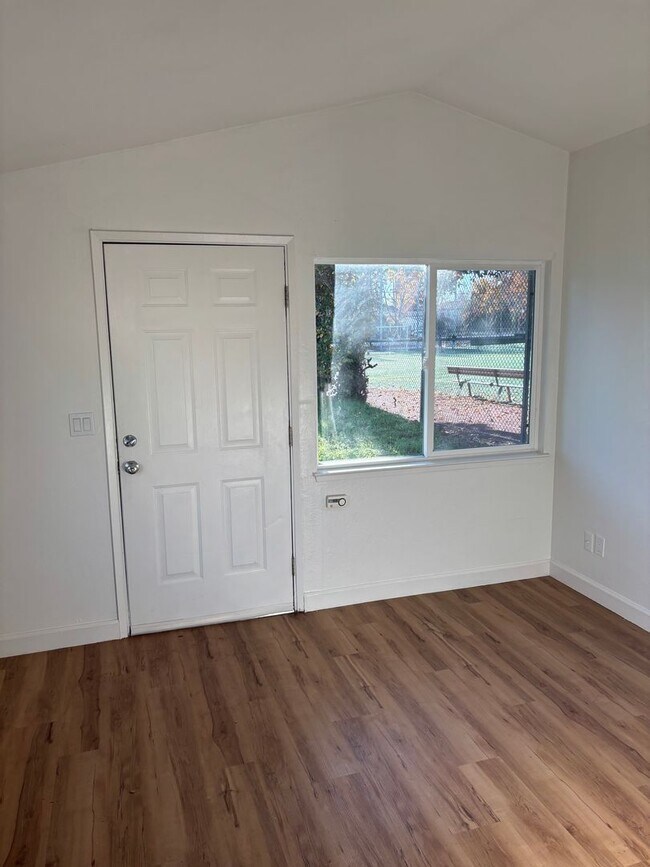 Foto del edificio - 309 King St