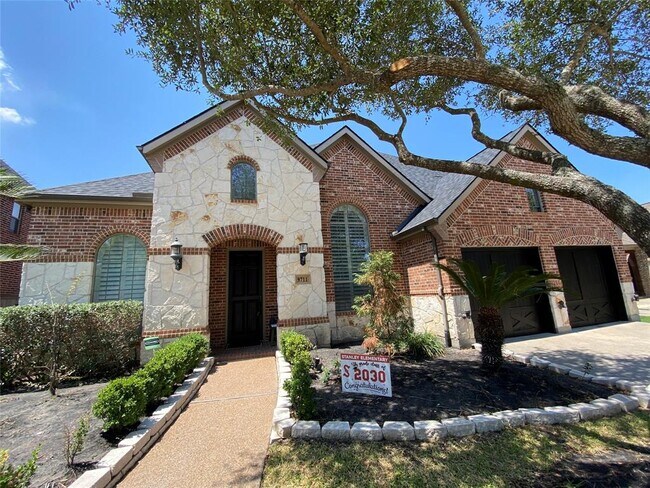 Building Photo - 9711 Dill Canyon Ln