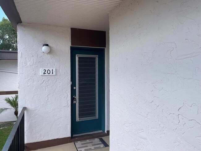 Foto del edificio - 4 Greenway Village N