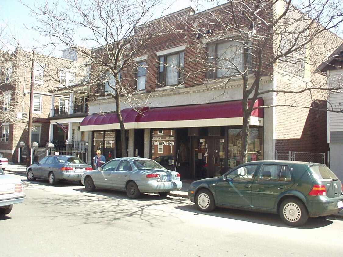 Foto principal - 117A Hawthorne St