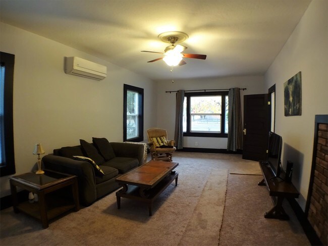 Foto del edificio - 1541 Mulberry St