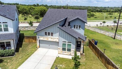 Building Photo - 2800 Sebring Cir