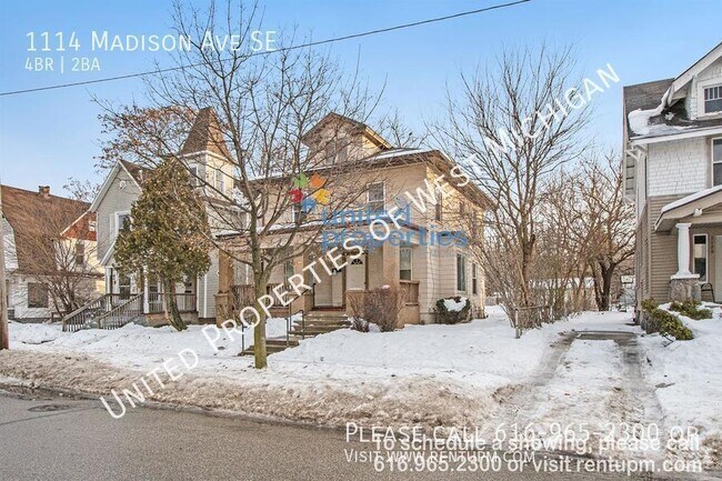 Building Photo - Available Now | 4 Bedroom, 2 Bathroom Sing...