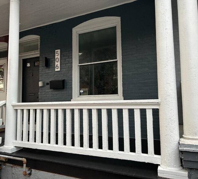 Foto del edificio - 506 Curtin St